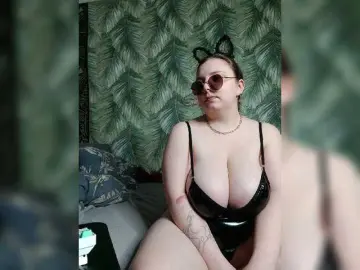 Bongacams Adult Video Chat of Red-rooms