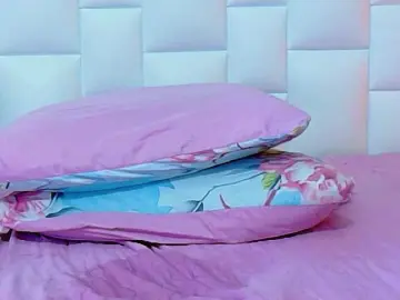 Bongacams Free Live Porn of horny18girl