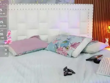 Bongacams Live Porn of horny18girl