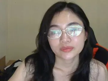 Bongacams Nude Webcam of nana7777