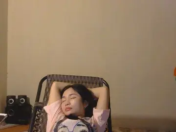 Bongacams Watch Live Sex Cams of nana7777