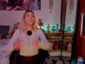 Bongacams Free Live Porn of CuteWee420