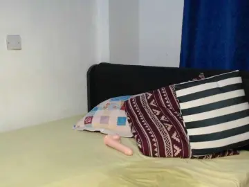 Bongacams Free Porn Cam of PrittyPrincess