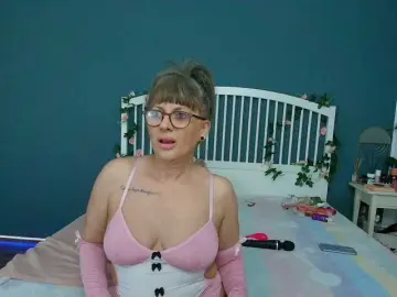 Bongacams Adult Video Chat of CougarMilf