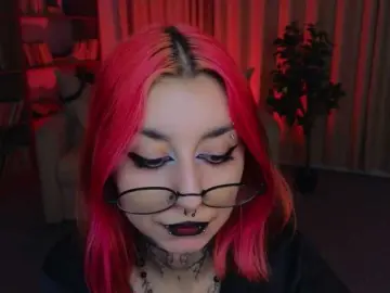 Bongacams Free Live Porn of MistressMarcelline