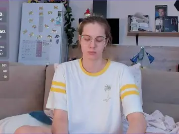 Bongacams Adult Video Chat of Girlalonehome