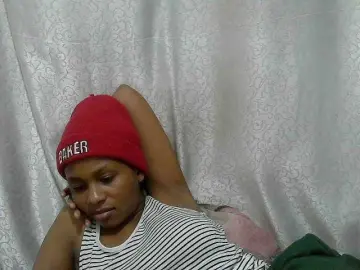 Bongacams Watch Live Sex Cams of Caroldoly