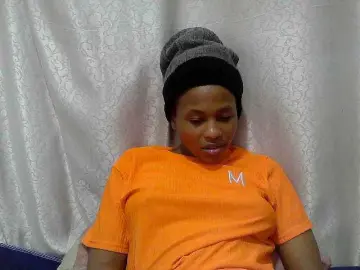 Bongacams Watch Live Sex Cams of Caroldoly