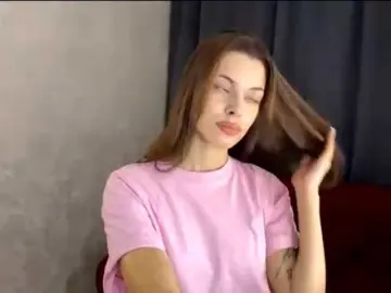 Bongacams Adult Video Chat of MaeNolder