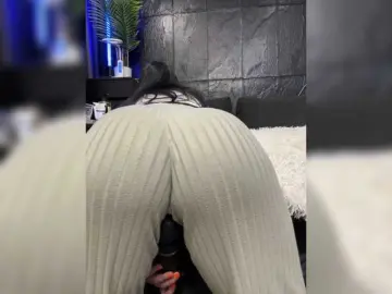 Bongacams Watch Live Sex Cams of Vero19nika