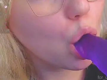 Bongacams Free Porn Cam of softifocus