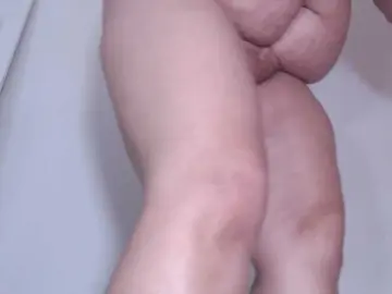 Bongacams Best live sex cam show of HotMilfSquirt