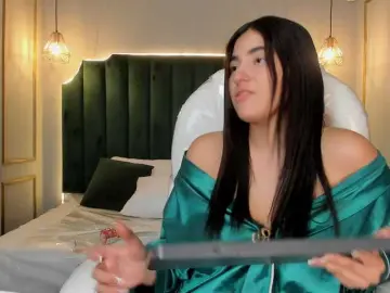 Bongacams Sex Cam of EmilyVil