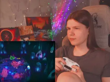 Bongacams Sex Cam of cutesoneckaaa