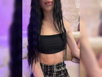 Bongacams Free Porn Cam of Honeycouple