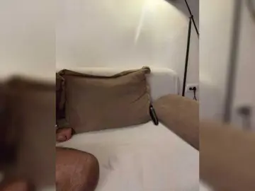 Bongacams Best live sex cam show of Honeycouple