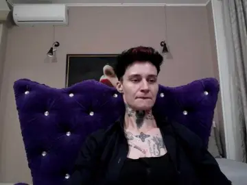 Bongacams Watch Live Sex Cams of KennysXX