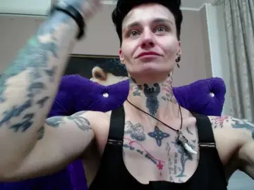 Bongacams Free Porn Cam of KennysXX
