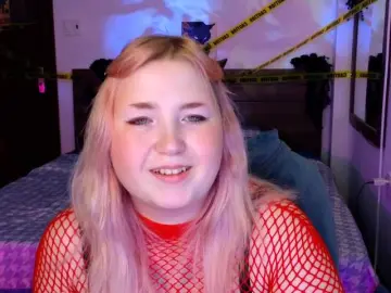 Bongacams Sex Cam of plushydevil
