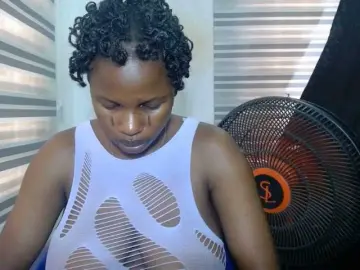 Bongacams Watch Live Sex Cams of Sweetncreamy