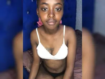 Bongacams Watch Live Sex Cams of Fluffynishy