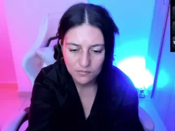 Bongacams Free Live Porn of Saskyaajohnson