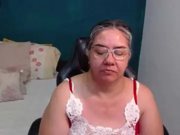 Bongacams Watch Live Sex Cams of scarlett-dubois