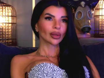 Bongacams Nude Webcam of EleniaDevons