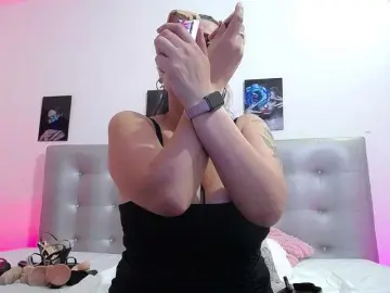 Bongacams Nude Webcam of Horny-juliette