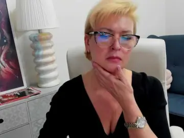 Bongacams Sex Cam of LunaFantasy