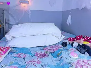 Bongacams Best live sex cam show of naughtyyindiann