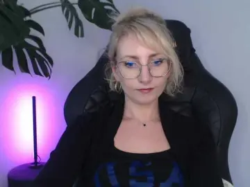 Bongacams Adult Video Chat of CinderellaMoon