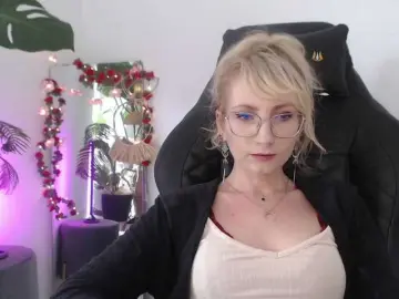 Bongacams Live Sex of CinderellaMoon