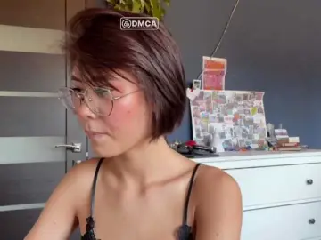 Bongacams Sex Cam of Mikiora