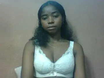 Bongacams Free Live Porn of Luciah1