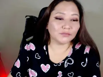 Bongacams Free Porn Cam of LisaAsianFlower