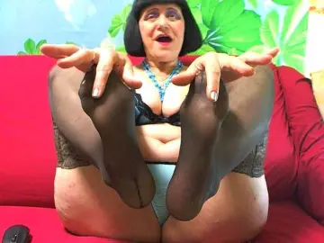 Bongacams Private Sex Chat of SquirtMommy
