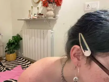 Bongacams Free Live Porn of KellyyBeryy