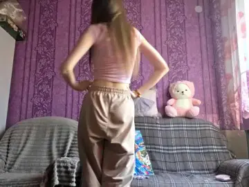 Bongacams Live Sex Cam of CharleenTetz