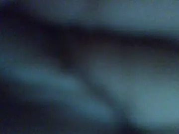 Bongacams Sex Cam of Sweet-petite