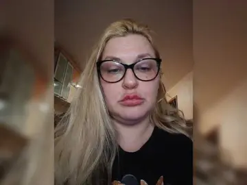 Bongacams Private Sex Chat of WifeyNusha