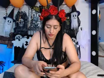 Bongacams Watch Live Sex Cams of cataleya-campos