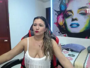 Bongacams Adult Video Chat of noelia-milf19