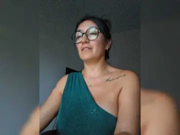 Bongacams Watch Live Sex Cams of natylusexy