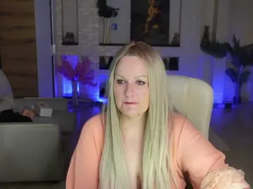 Bongacams Free Porn Cam of MariemLui