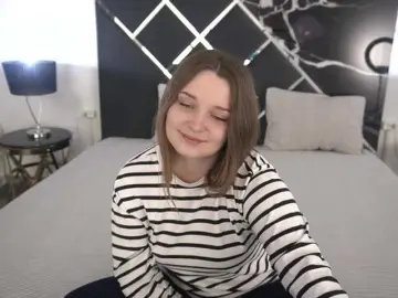 Bongacams Free Live Porn of MagikPeachh
