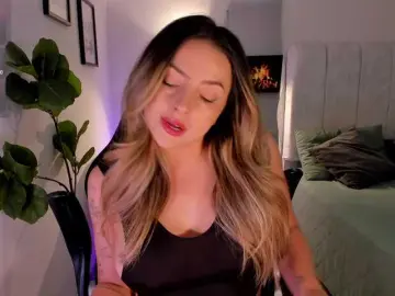 Bongacams Watch Live Sex Cams of AmyWoods