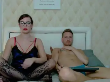 Bongacams Sex Cam of JessSteve