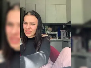 Bongacams Watch Live Sex Cams of MaidenCrystal