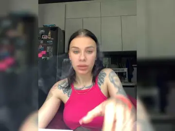 Bongacams Sex Chat of MaidenCrystal
